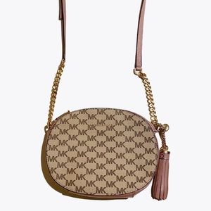 Brand new Michael Kors Purse✨😍